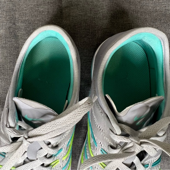 Nike “Free” TR6 in Gray with Neon Details Size 6.5 - Picture 5 of 15